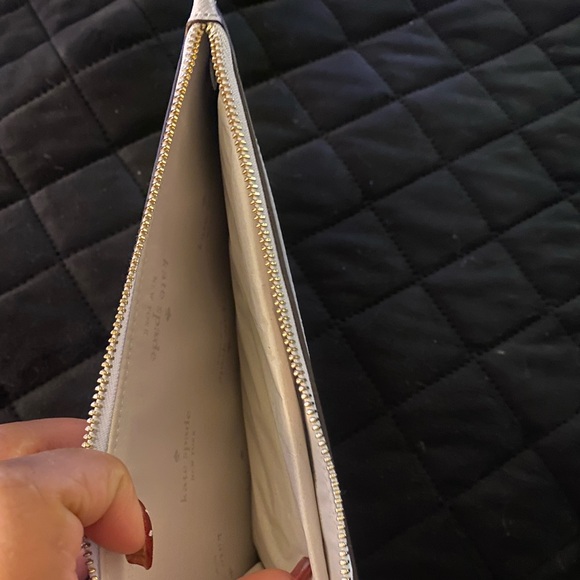 Kate Spade Wrislet - Picture 6 of 7